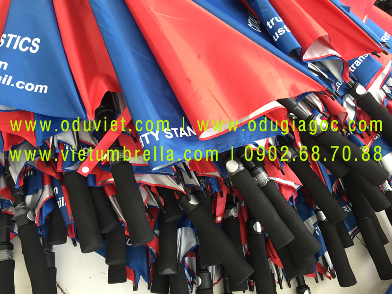 xưởng sản xuất ô dù cầm tay in logo quảng cáo